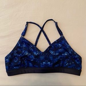 NWOT Alo Yoga Sports Top
